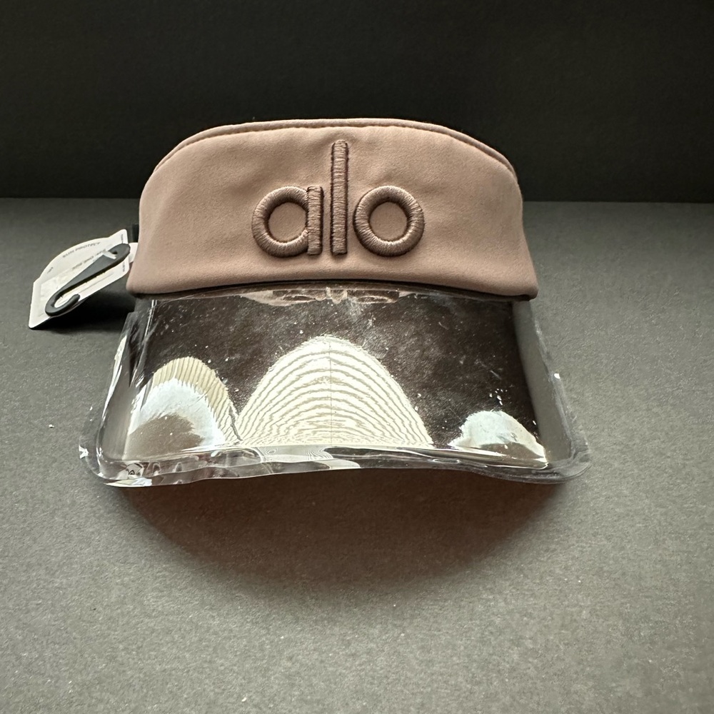 NWT Alo Yoga Airlift Solar Visor Brown Coffee Skies One Size
